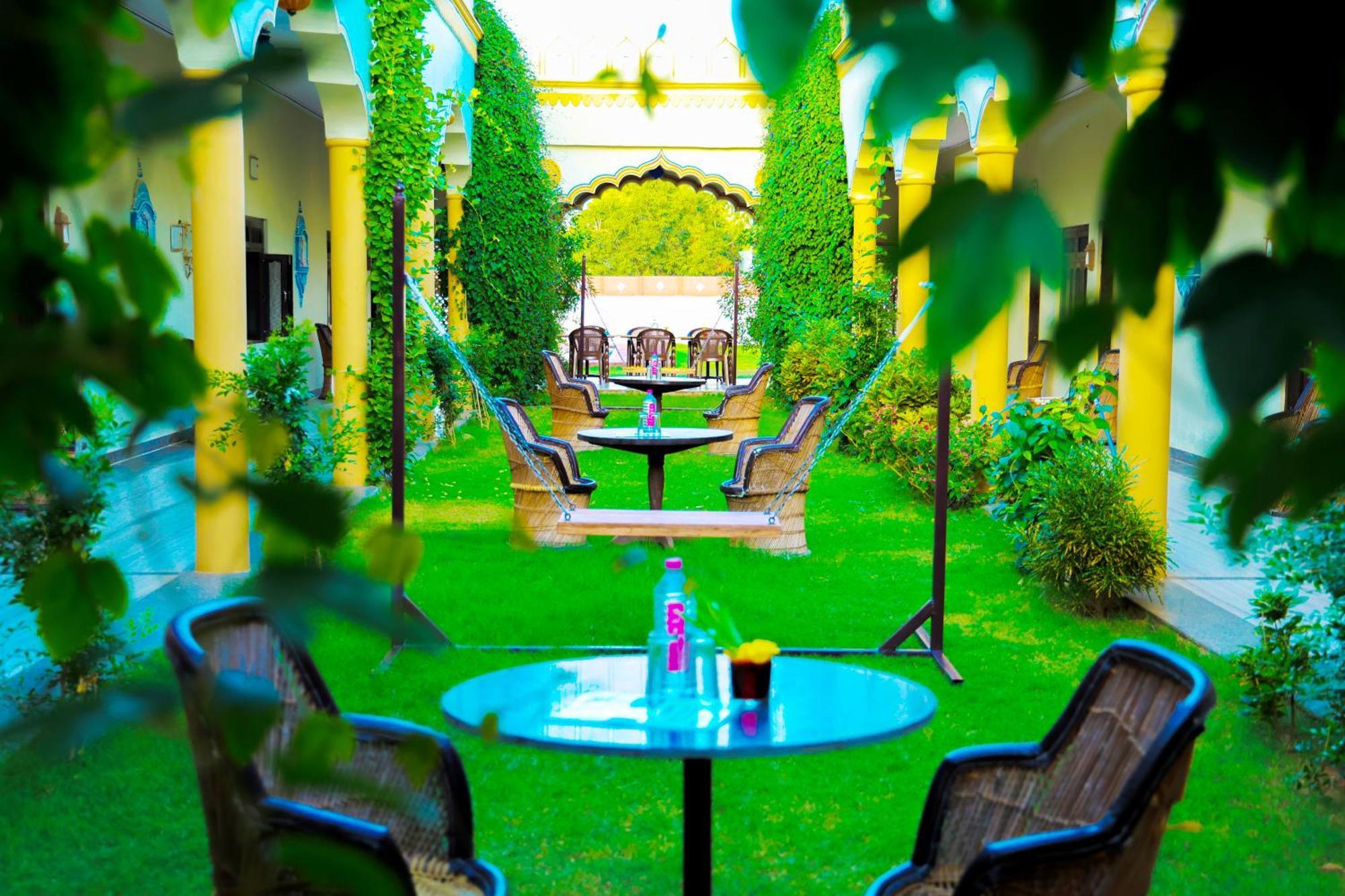 Hotel Mewad Haveli Pushkar Ngoại thất bức ảnh