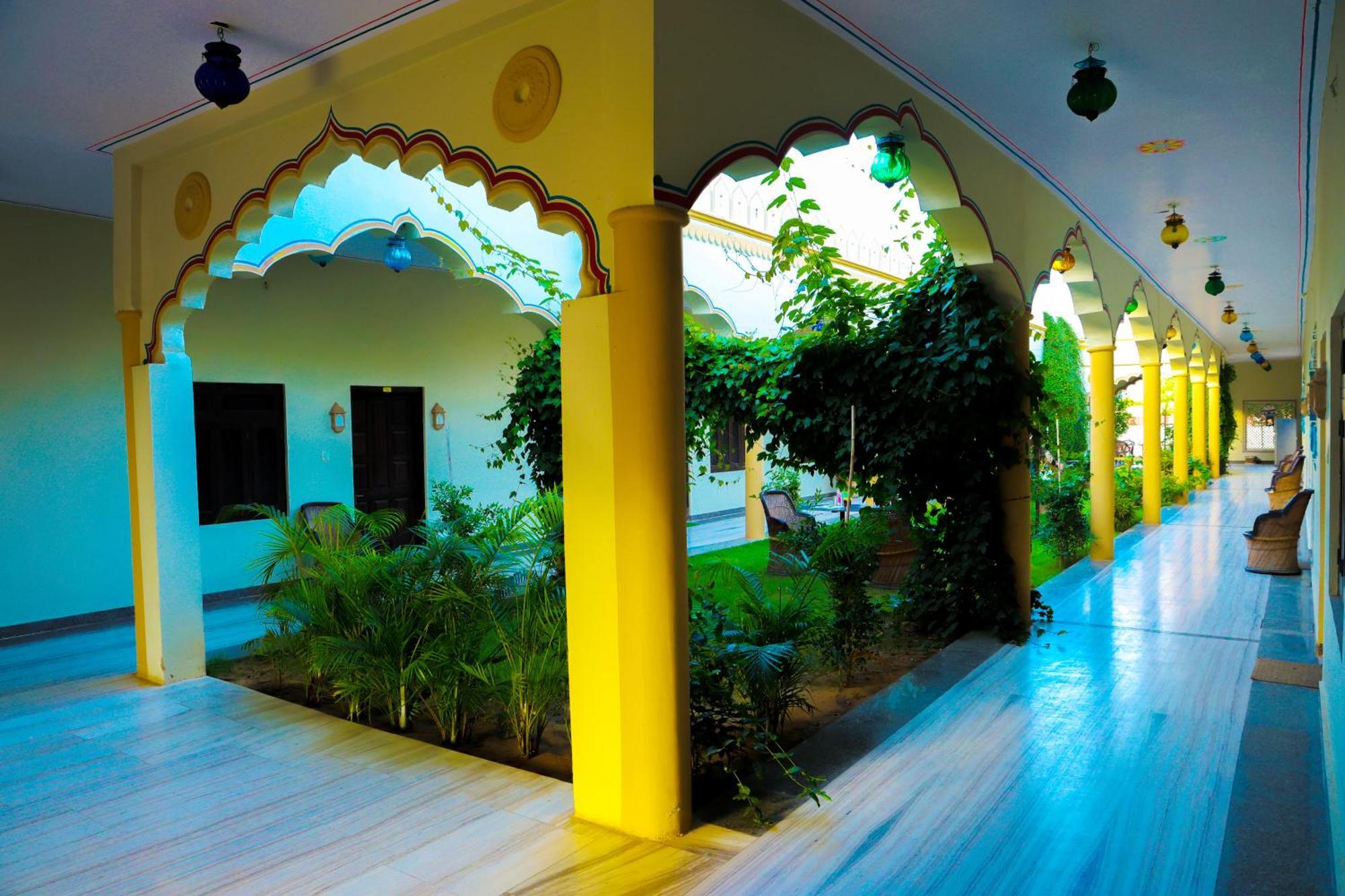 Hotel Mewad Haveli Pushkar Ngoại thất bức ảnh