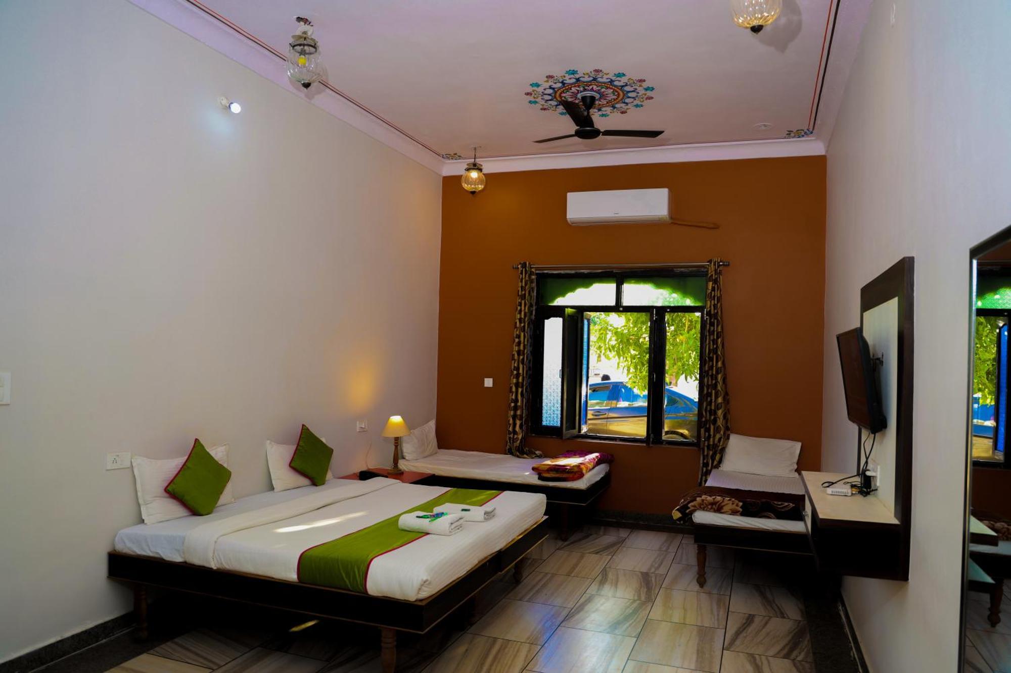 Hotel Mewad Haveli Pushkar Ngoại thất bức ảnh