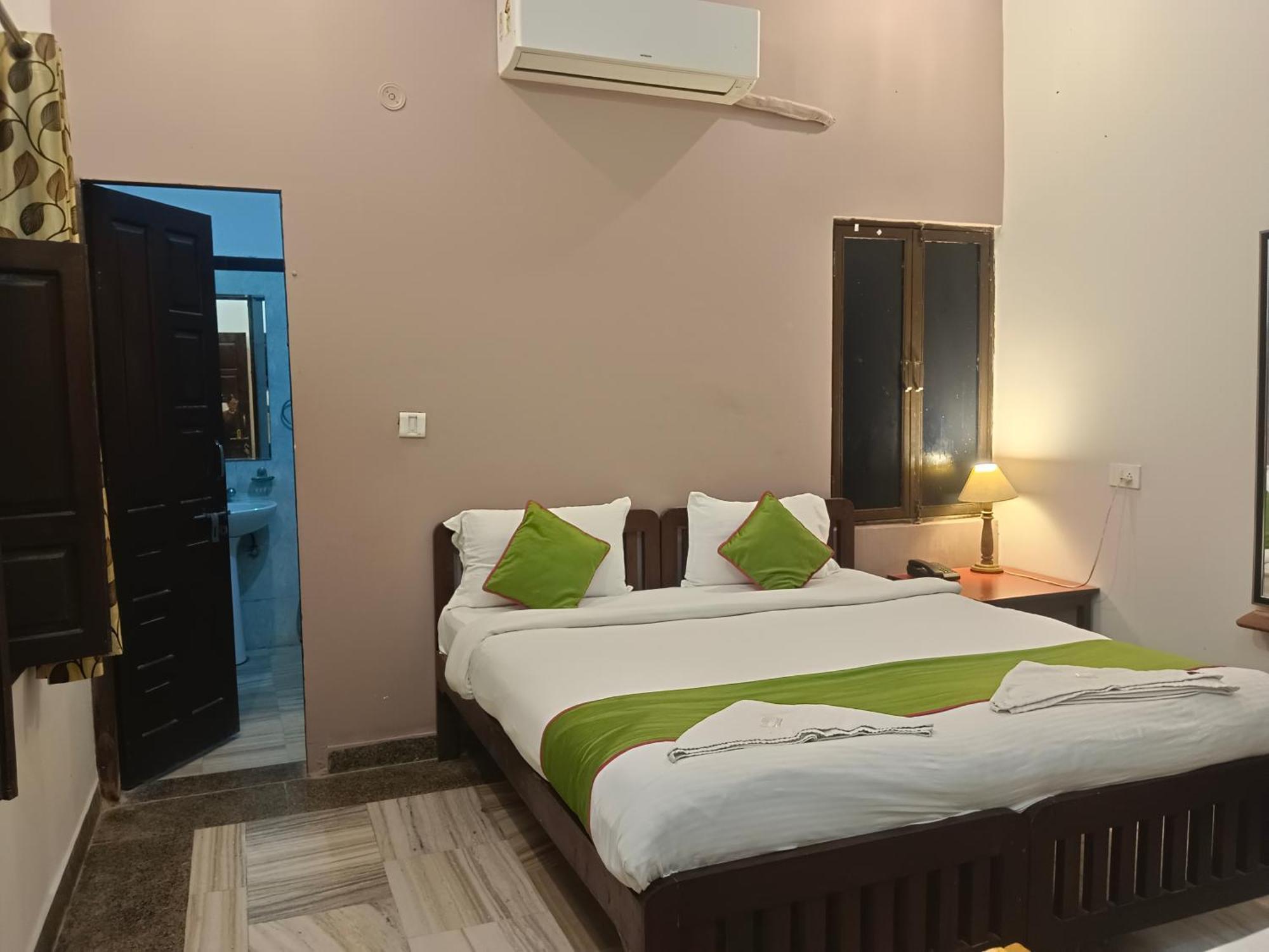 Hotel Mewad Haveli Pushkar Ngoại thất bức ảnh